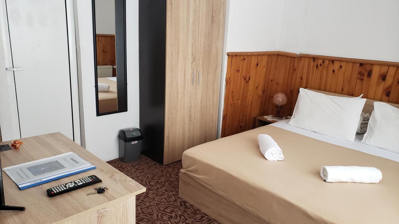 Guest Rooms- Klepalski House Borowez Exterior foto